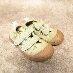 Cat & Jack Toddlers Girls 077034132 Size 5 Green Textile Straps Casual Sneakers